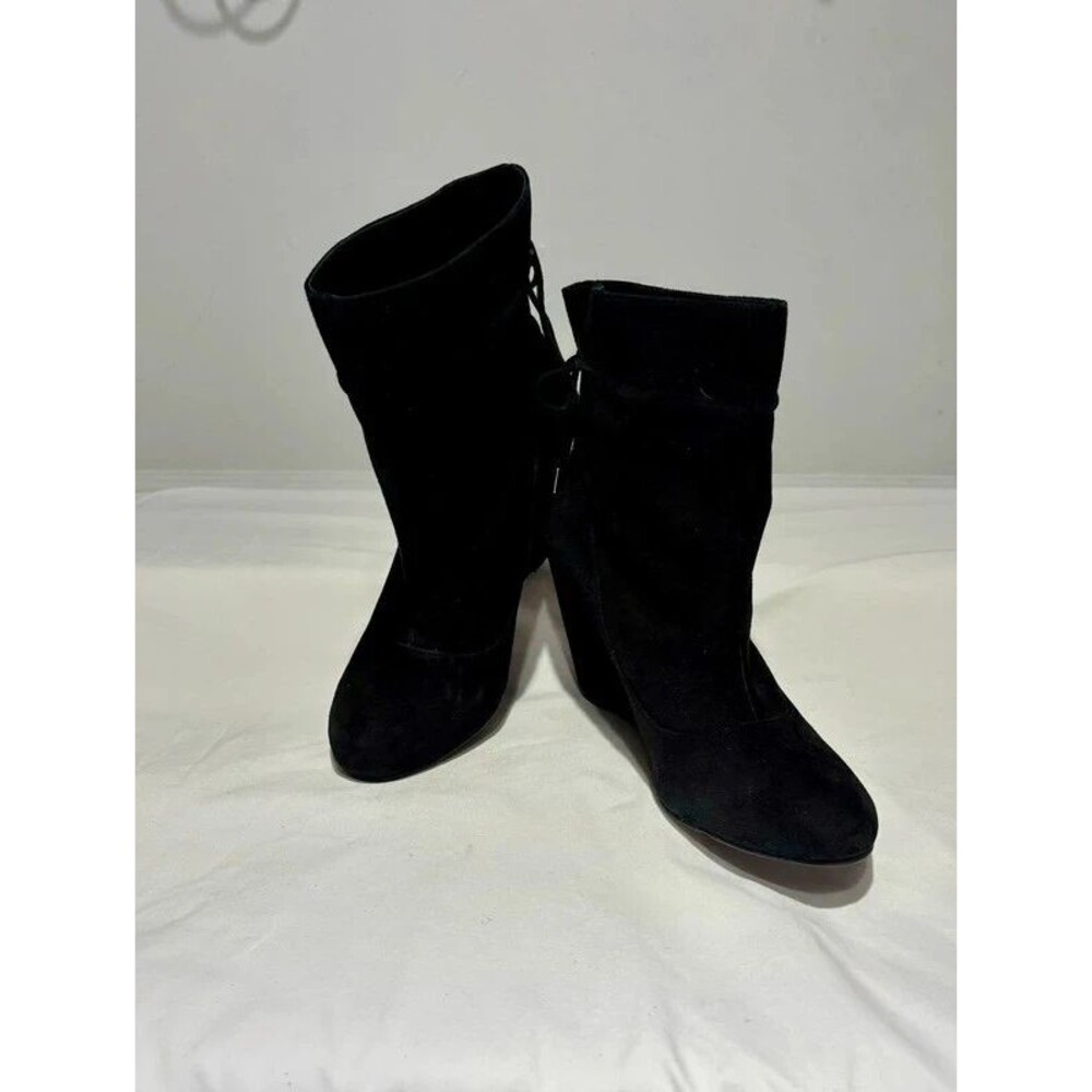BCBGeneration Wessy Black Suede Wedge Boots  Size 9 Narrow